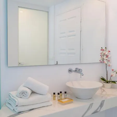 Dionysos Luxury Mykonos 4*